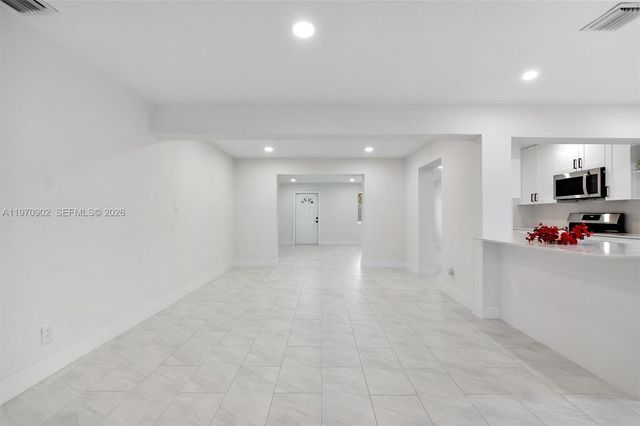 3740 NW 9th Ct, Lauderhill, FL 33311