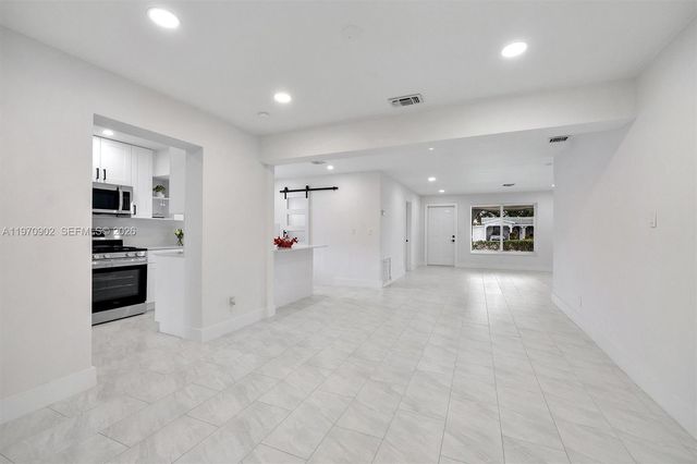 3740 NW 9th Ct, Lauderhill, FL 33311