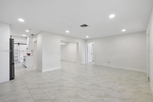 3740 NW 9th Ct, Lauderhill, FL 33311