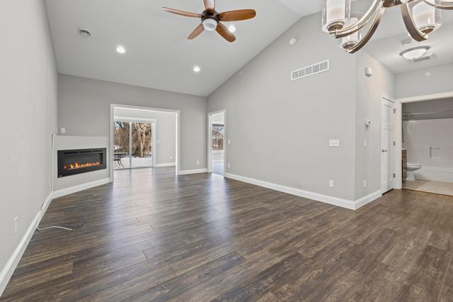 11562 Alpine Drive, Monticello, MN 55362