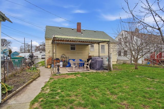 5718 N Cook St, Spokane, WA 99208