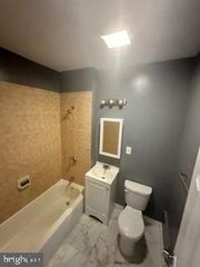 702 N KENWOOD AVE, Baltimore, MD 21205
