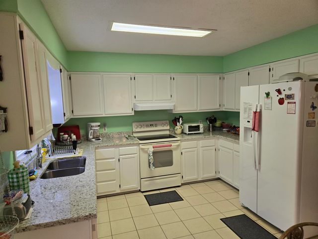 2240 Jackson Circle, Little River, SC 29566
