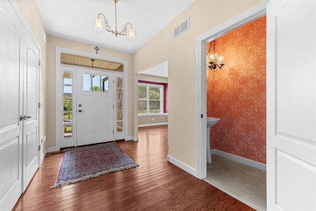 8243 Heathertree Lane, Brighton, MI 48116