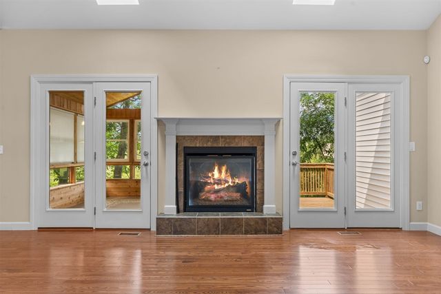 8243 Heathertree Lane, Brighton, MI 48116