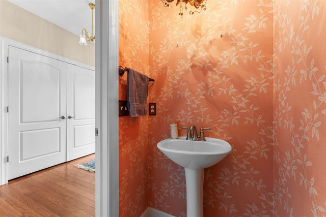 8243 Heathertree Lane, Brighton, MI 48116