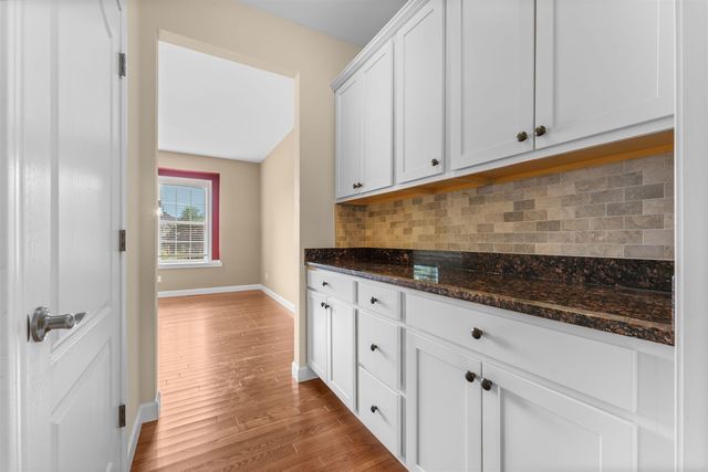 8243 Heathertree Lane, Brighton, MI 48116