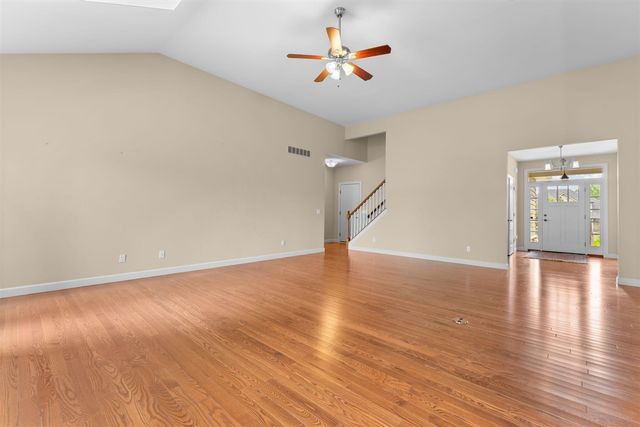8243 Heathertree Lane, Brighton, MI 48116