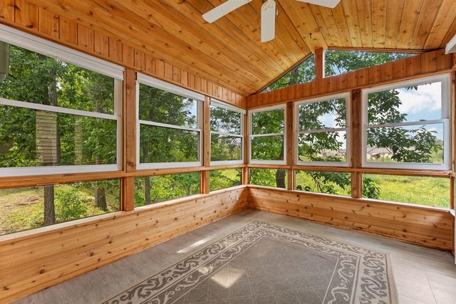 8243 Heathertree Lane, Brighton, MI 48116