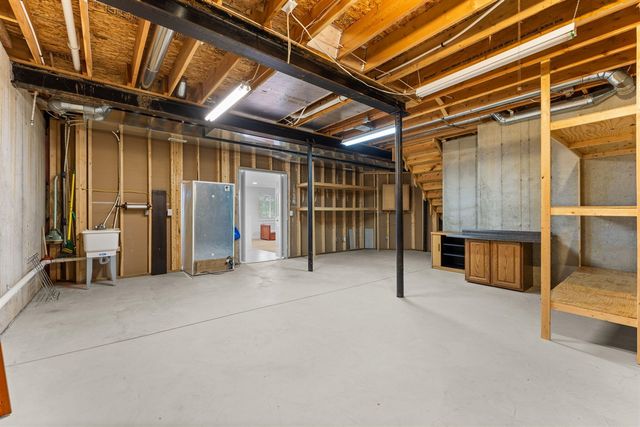 8243 Heathertree Lane, Brighton, MI 48116
