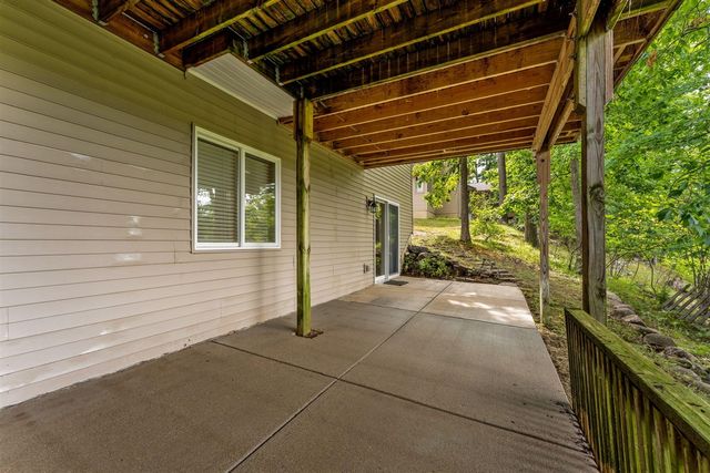 8243 Heathertree Lane, Brighton, MI 48116
