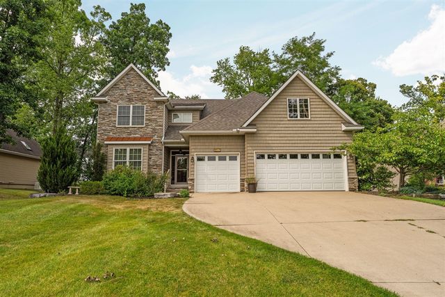 8243 Heathertree Lane, Brighton, MI 48116