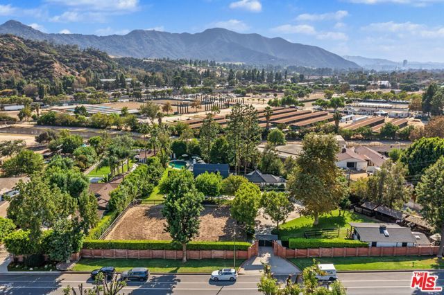 1752 Riverside Drive, Glendale, CA 91201