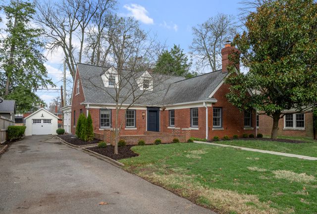 211 Chenault Road, Lexington, KY 40502