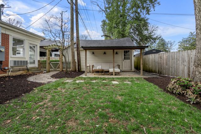 211 Chenault Road, Lexington, KY 40502