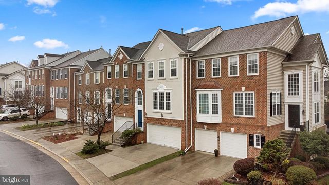 45773 SMOKETREE TER, Sterling, VA 20166