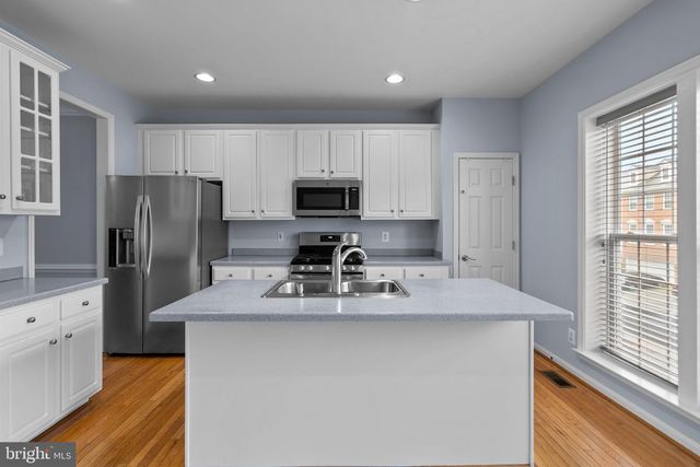 45773 SMOKETREE TER, Sterling, VA 20166