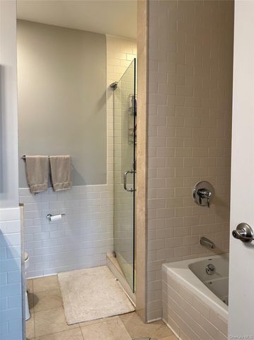 90 Bay Street Landing 3J, Staten Island, NY 10301