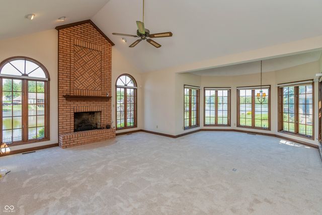 338 Mutton Creek Drive, Seymour, IN 47274