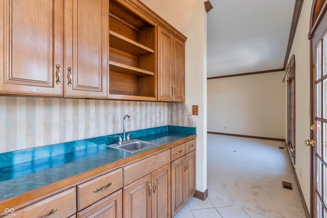 338 Mutton Creek Drive, Seymour, IN 47274