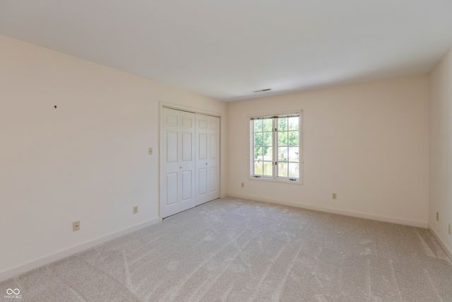 338 Mutton Creek Drive, Seymour, IN 47274