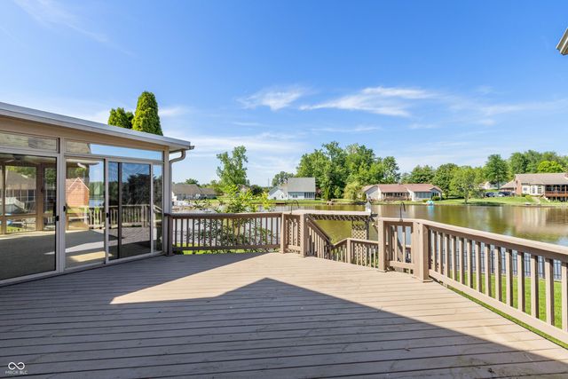338 Mutton Creek Drive, Seymour, IN 47274
