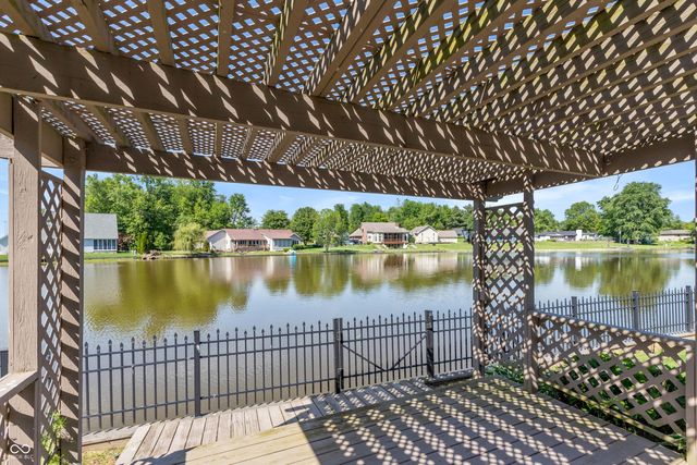 338 Mutton Creek Drive, Seymour, IN 47274