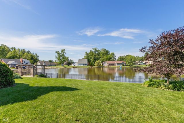 338 Mutton Creek Drive, Seymour, IN 47274