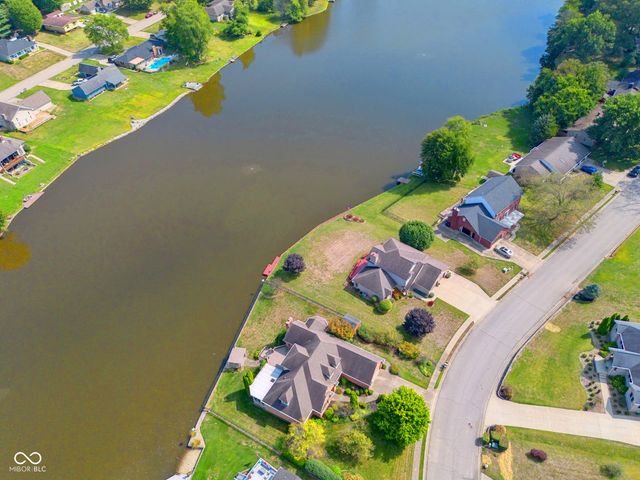 338 Mutton Creek Drive, Seymour, IN 47274
