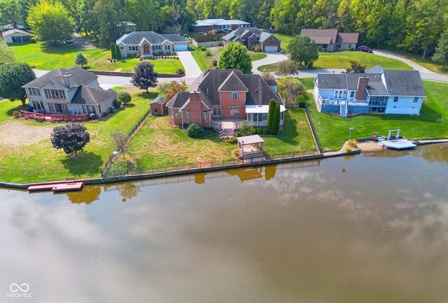 338 Mutton Creek Drive, Seymour, IN 47274