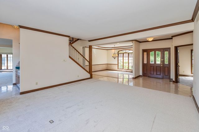 338 Mutton Creek Drive, Seymour, IN 47274