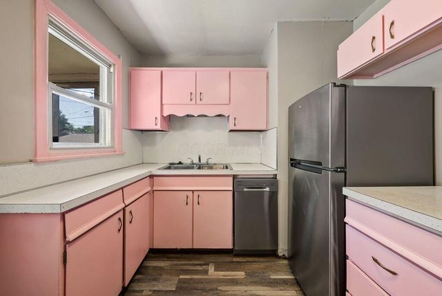 1701 E Dunedin Road, Columbus, OH 43224