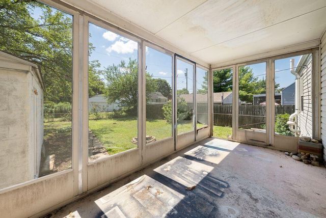 1701 E Dunedin Road, Columbus, OH 43224