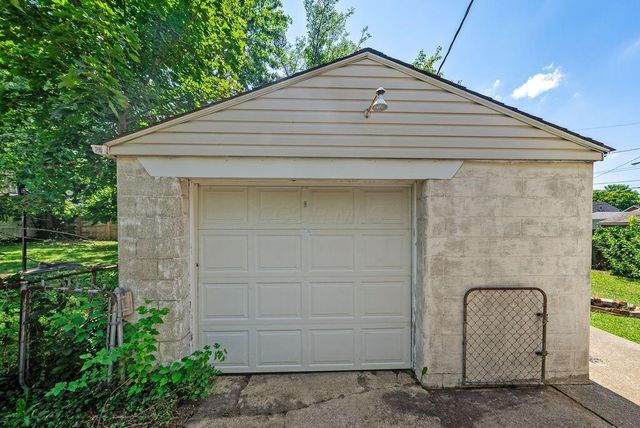 1701 E Dunedin Road, Columbus, OH 43224