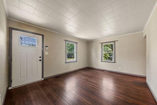 1701 E Dunedin Road, Columbus, OH 43224