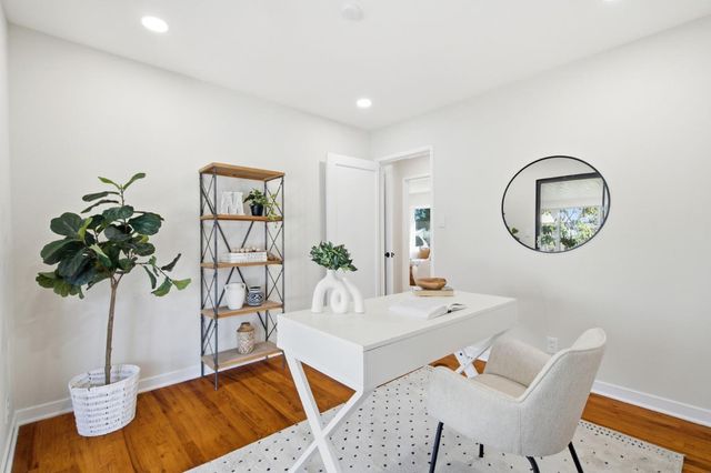 946 Los Padres Boulevard, Santa Clara, CA 95050