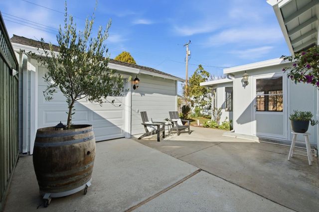 946 Los Padres Boulevard, Santa Clara, CA 95050