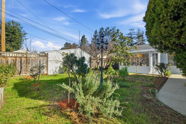 946 Los Padres Boulevard, Santa Clara, CA 95050