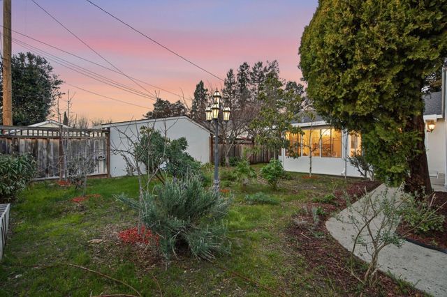 946 Los Padres Boulevard, Santa Clara, CA 95050