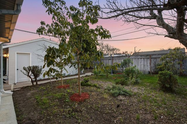 946 Los Padres Boulevard, Santa Clara, CA 95050