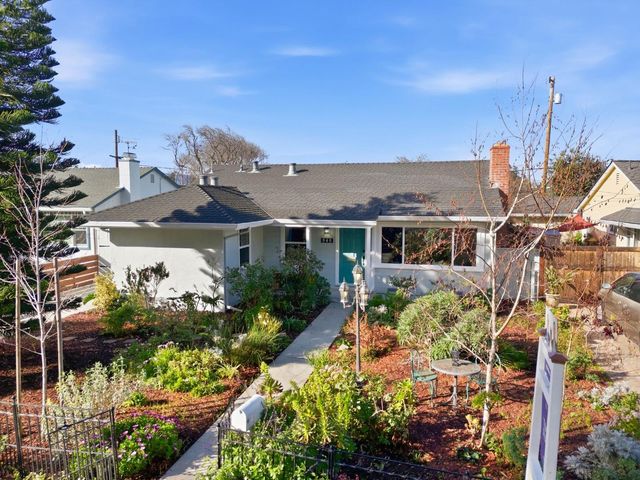 946 Los Padres Boulevard, Santa Clara, CA 95050