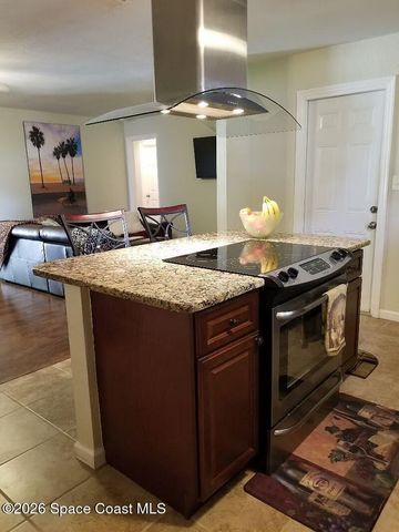 1833 Oakwood Trail, Melbourne, FL 32934