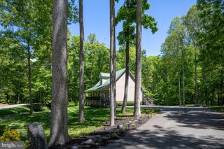 197 OAKLEIGH LN, Bumpass, VA 23024