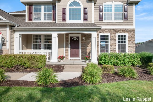 2643 Arbor Chase Drive Ne, Grand Rapids Twp, MI 49525