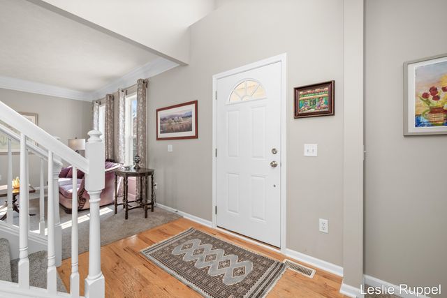 2643 Arbor Chase Drive Ne, Grand Rapids Twp, MI 49525