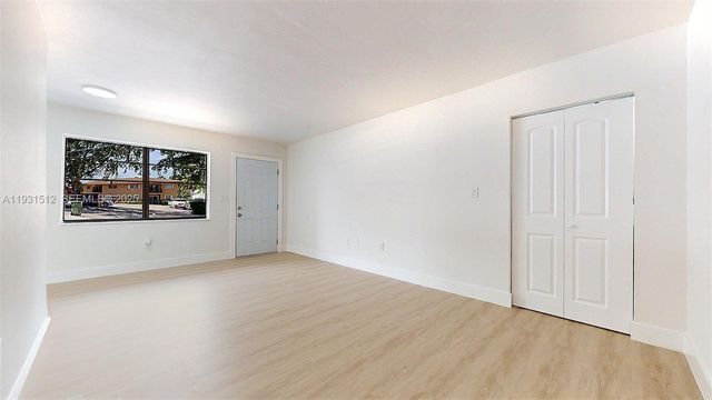 1676 W 42nd St 1676, Hialeah, FL 33012