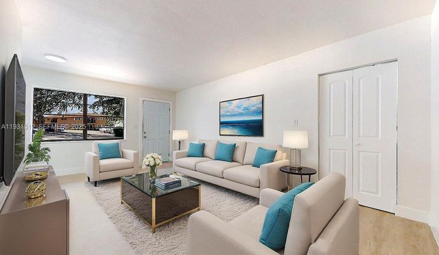 1676 W 42nd St 1676, Hialeah, FL 33012