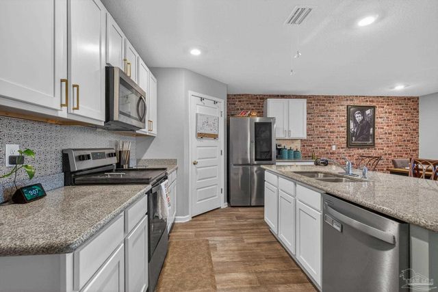 5578 Galahad Trl, Milton, FL 32583