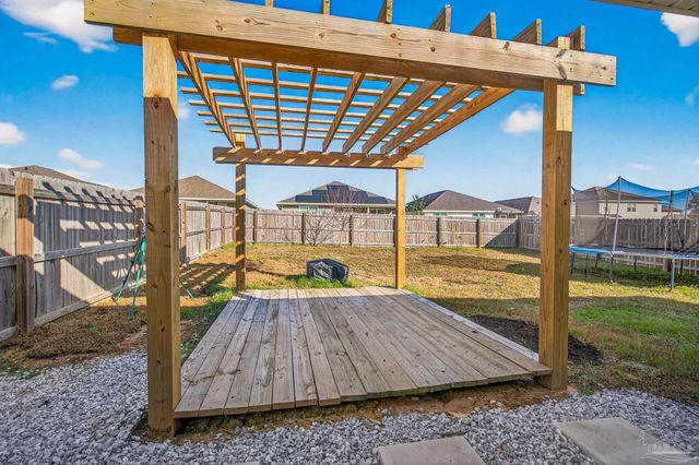 5578 Galahad Trl, Milton, FL 32583