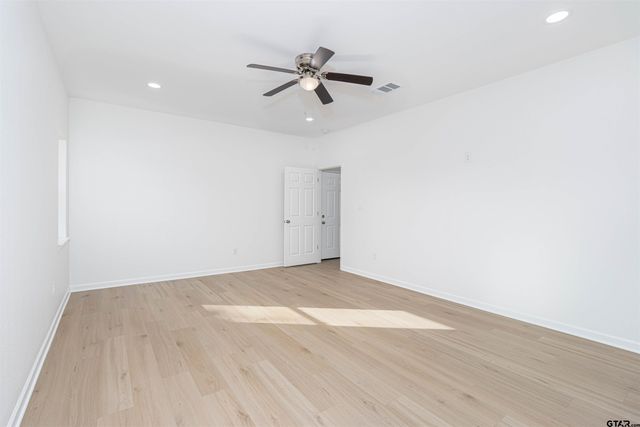 240 Elm St, Winona, TX 75792